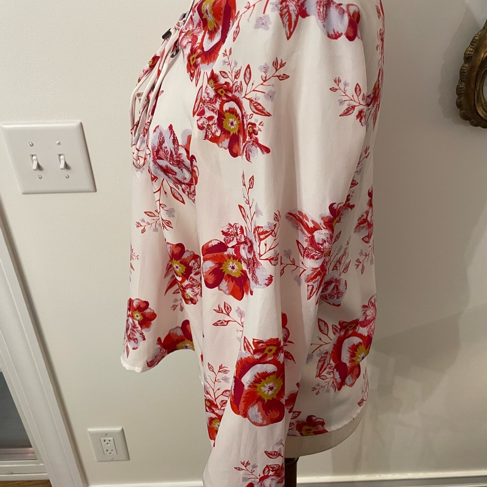 Tularosa REVOLVE Lace Up Blouse in Fuchsia Bloom - Picture 8 of 14